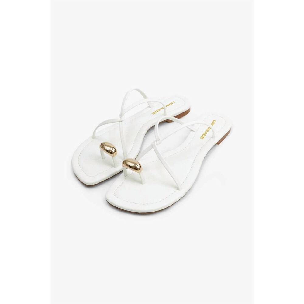 NEW LEMONADE women's becoming strappy sandal in white